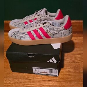 adidas VL Court 3.0 Women's Sneakers Snake Print and Red Size 9 Brand New In Box